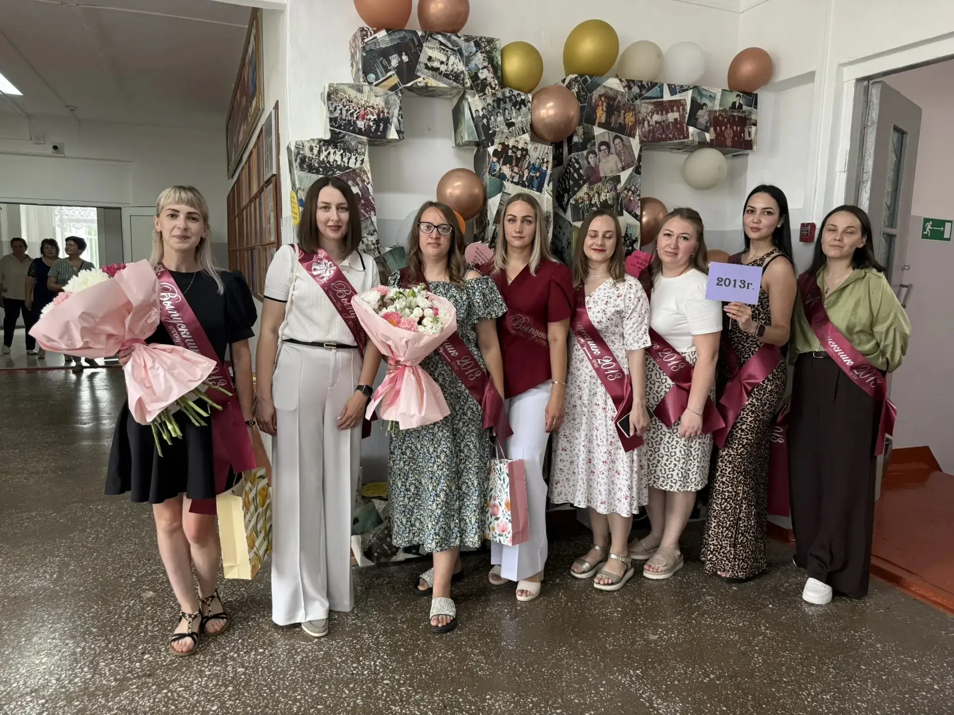 Наша история пишется сердцем: школе — 95 лет!
Часть 1. Встреча гостей до торжественной линейки🏫

В 