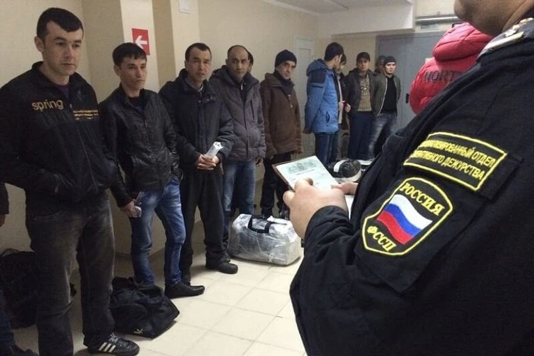 Пятерых иностранцев выдворили с Камчатки и запретили въезд в Россию