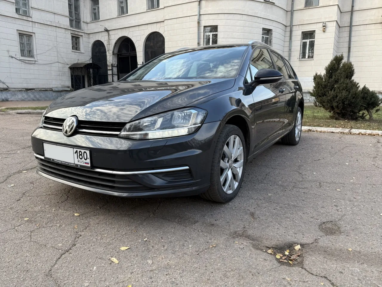 VOLKSWAGEN Golf 7 (рестайлинг)1.6 TDI 2019 года из Германии без пробега по РФ
Цена: 1 800 000 руб.
К