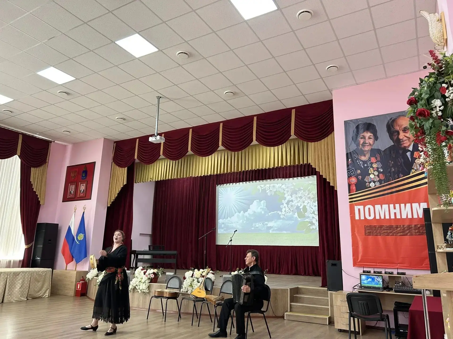 В нашем доме-интернате состоялся концерт вокальной музыки -