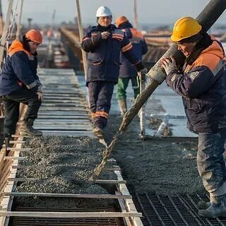 Приглашаем на работу монолитчиков ,по адресу Кутузова 2Г