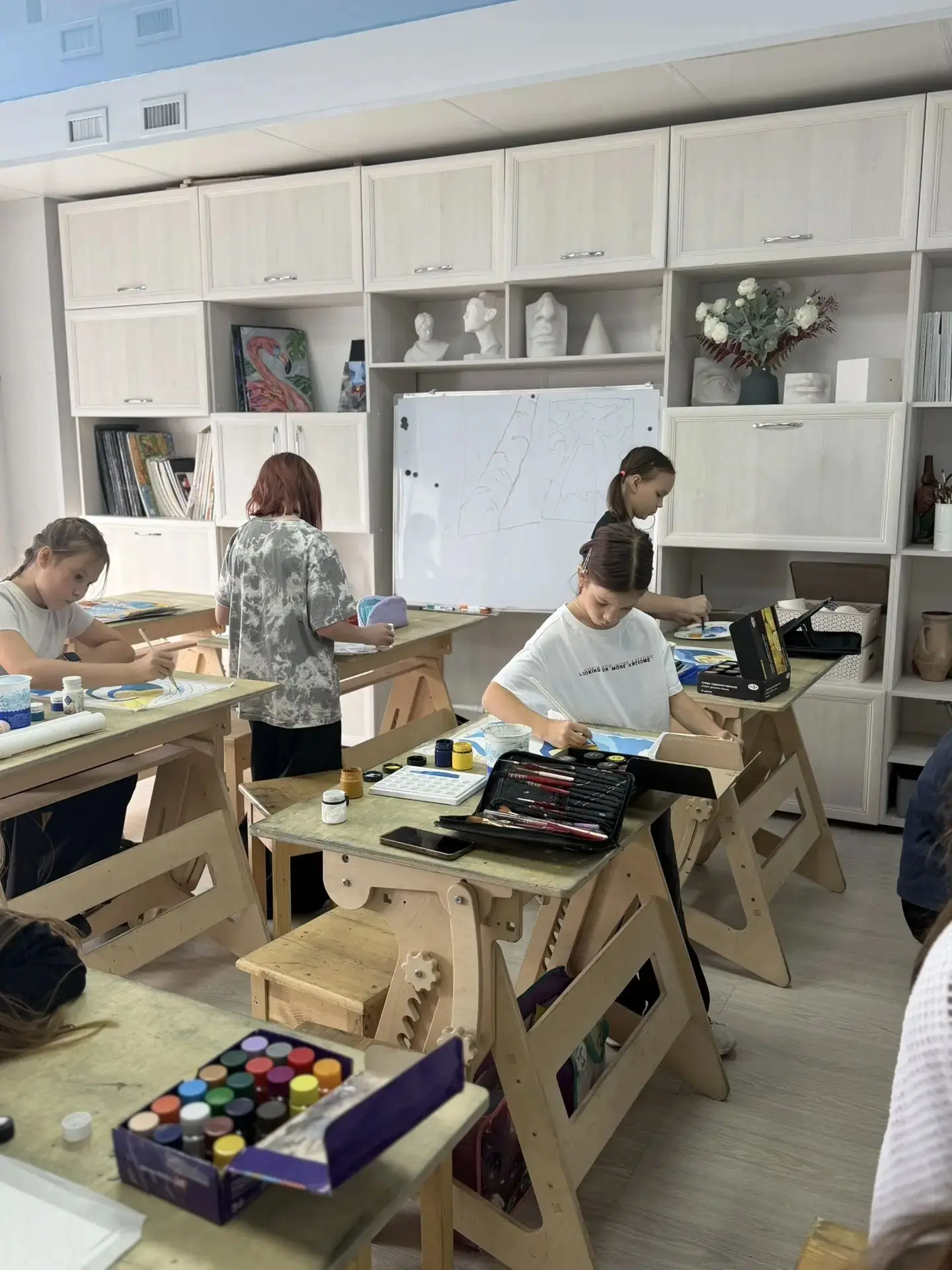«Акварелька» — это любовь с первого занятия. 🖌️