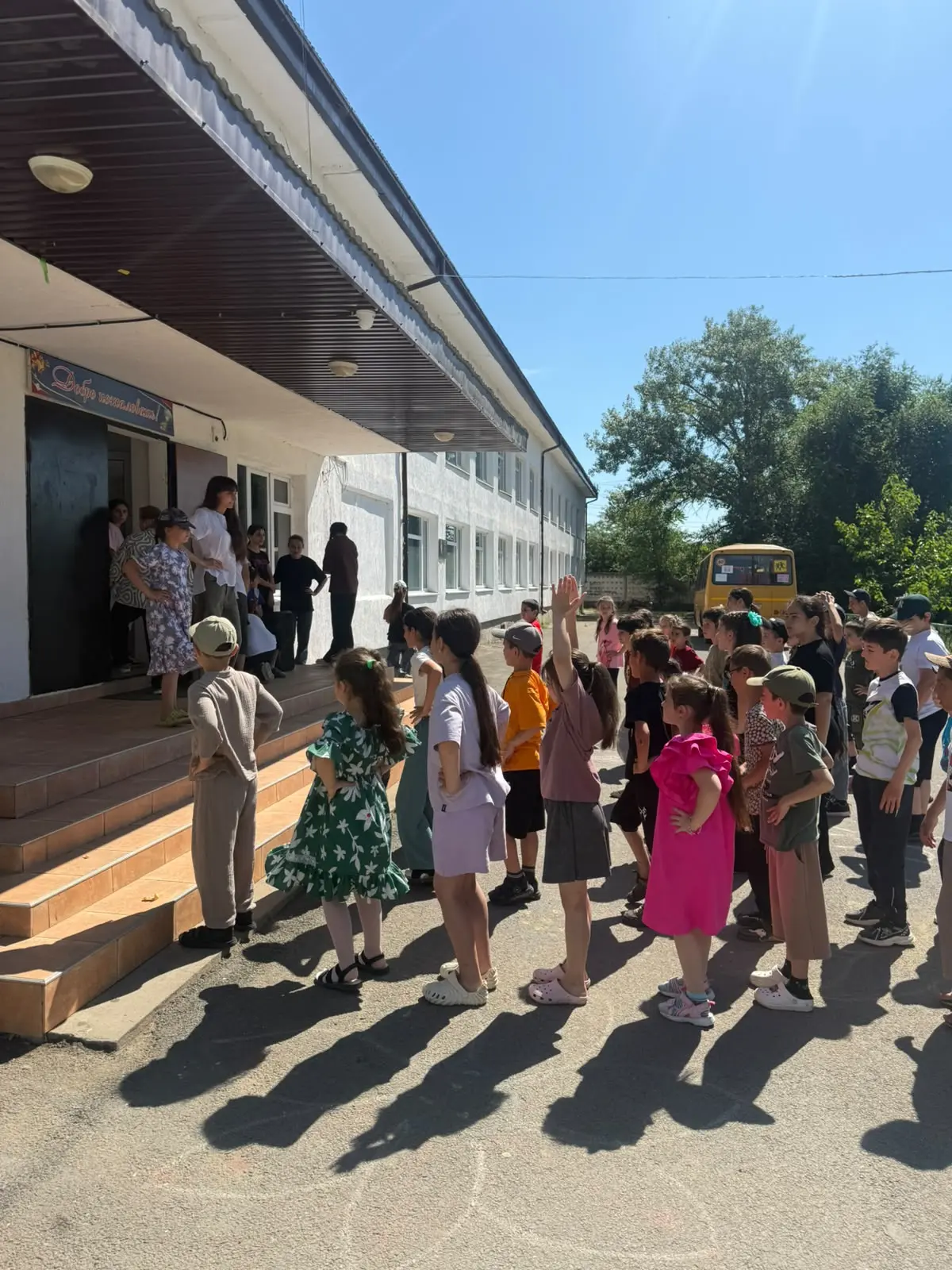 Каждый день в нашем пришкольном лагере  наполнен увлекательными мероприятиями и яркими ...