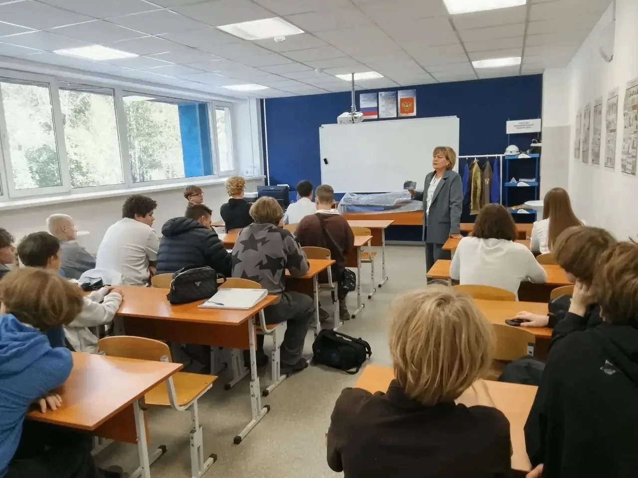 🎉 1 сентября — День знаний и Всероссийский открытый урок по основам безопасности жизне...