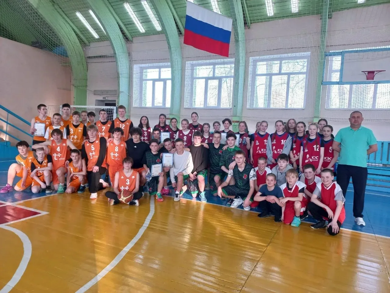 🏀5 марта в зале спортивной школы состоялся турнир по баскетболу среди юношей и девушек...