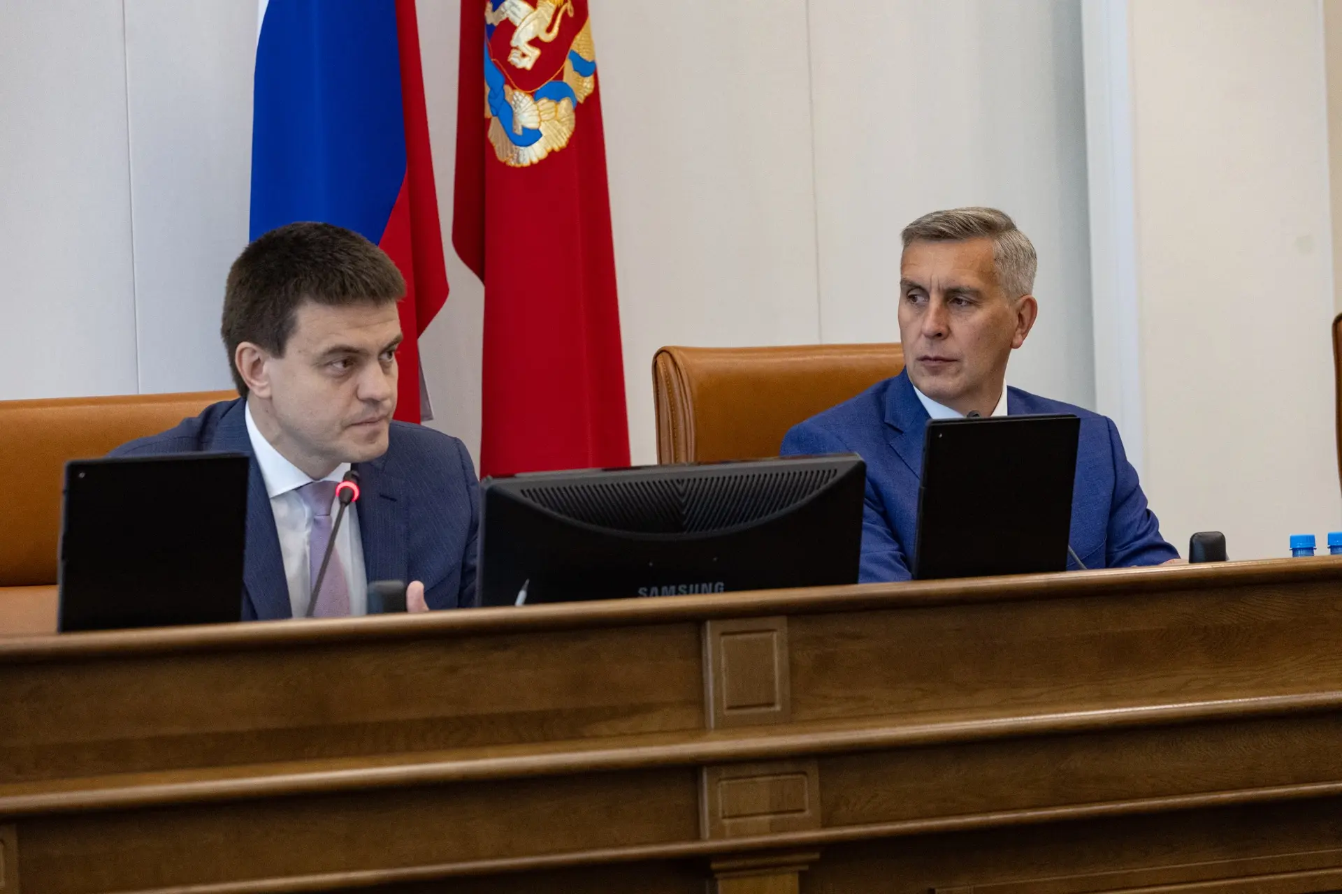 Сегодня на сессии Законодательного Собрания края поблагодарил депутатов за совместную р...