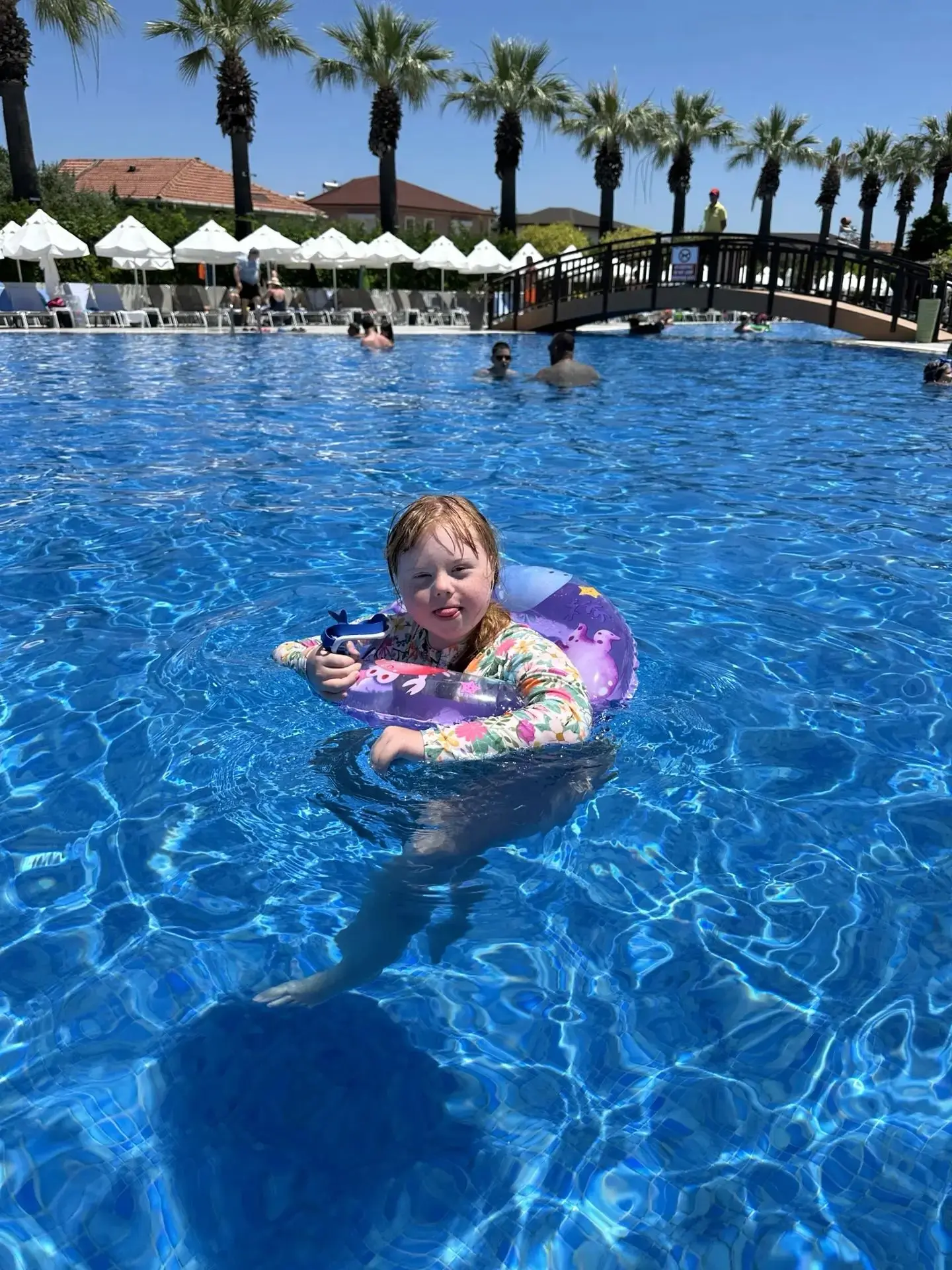 🏊‍♂️Не знаю, кто где, а Настя К. 3в класс перемещается с берегов Турции  на набережную Нижнего Новг
