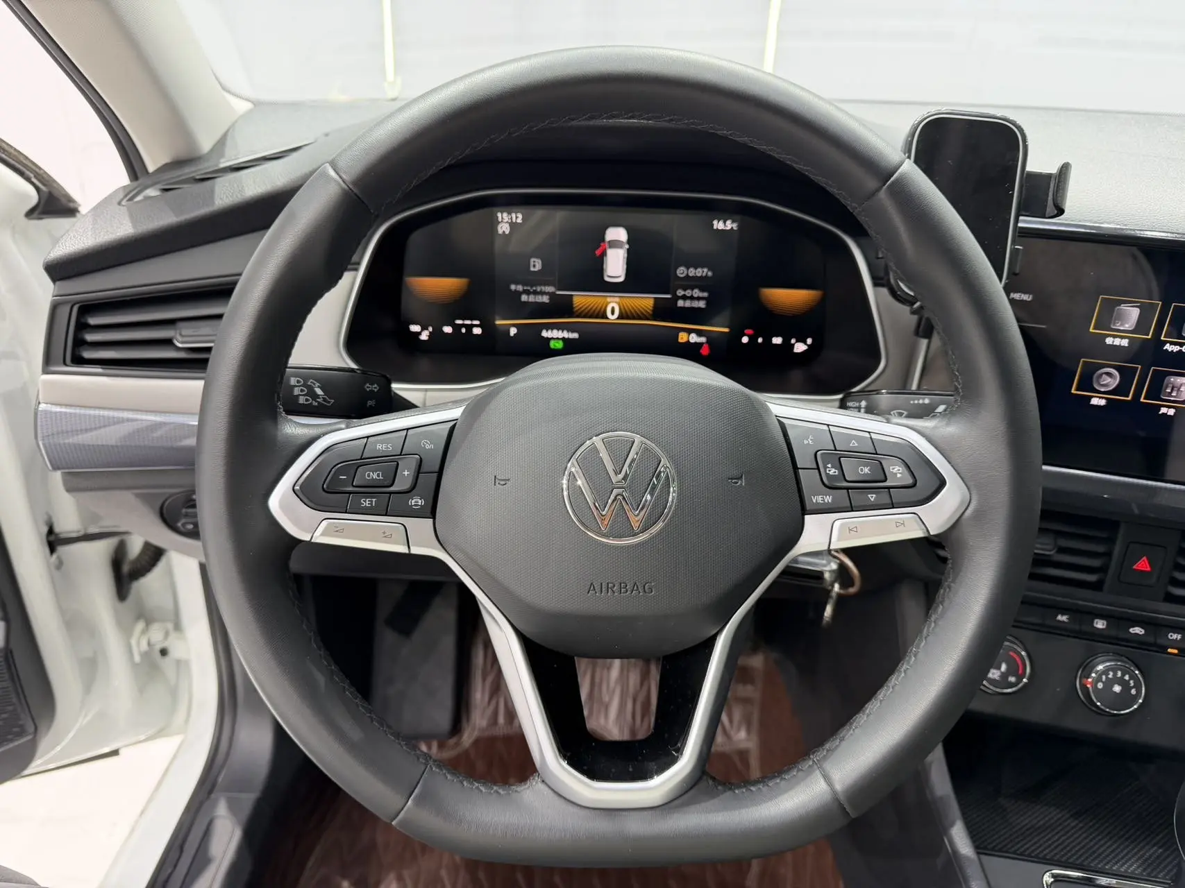 ✅ В продаже в Китае   VW BORA 2023 год 46 000 км 1.5 бензин  Передний привод  КПП - автомат ✅ Компле
