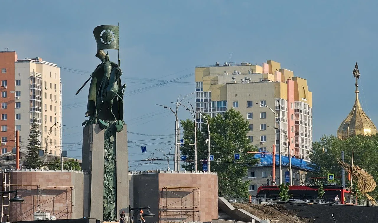 😍Памятник Александру Невскому почти готов 

Смотрите, что получается👉🏻

Фото: Дмитрий Ярощук