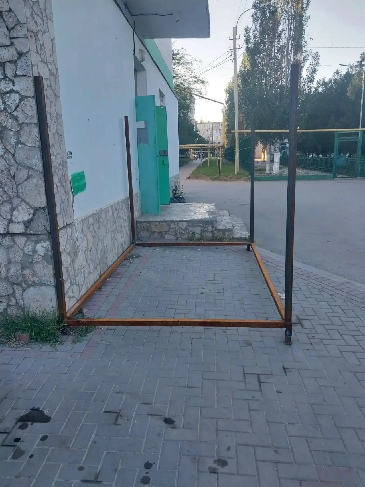 Установка генератора магазином "Мойдодыр"без разрешения и сопроводительных документов,н...