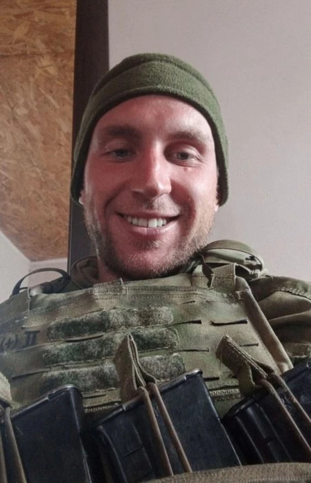 Герой России старший лейтенант Александр Попов. Ценой жизни удержал рубеж
23 июня 2022 года старший 