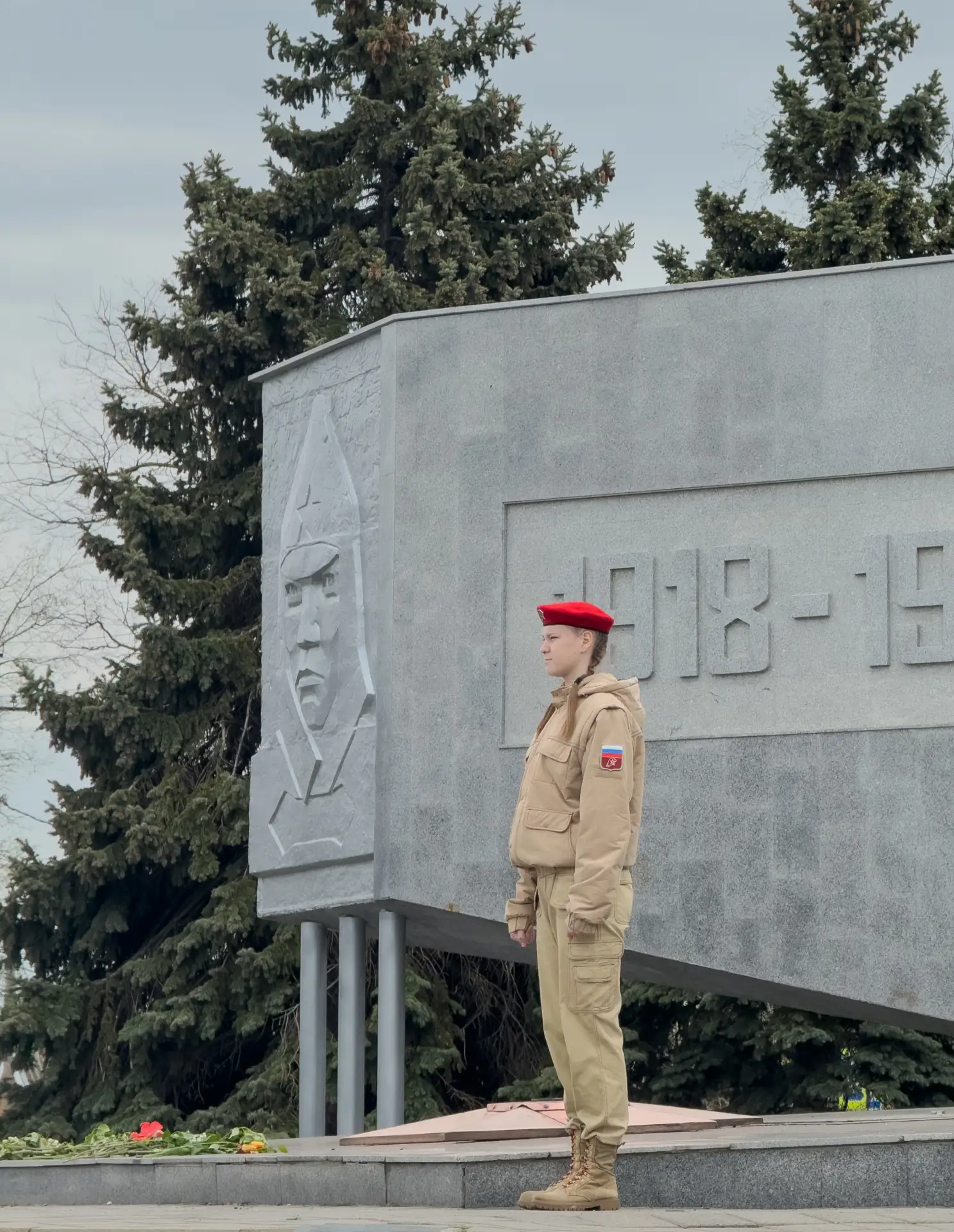 🎖️ 5 мая площадь Революции стала местом проведения торжественного мероприятия «Почётная Вахта Памяти