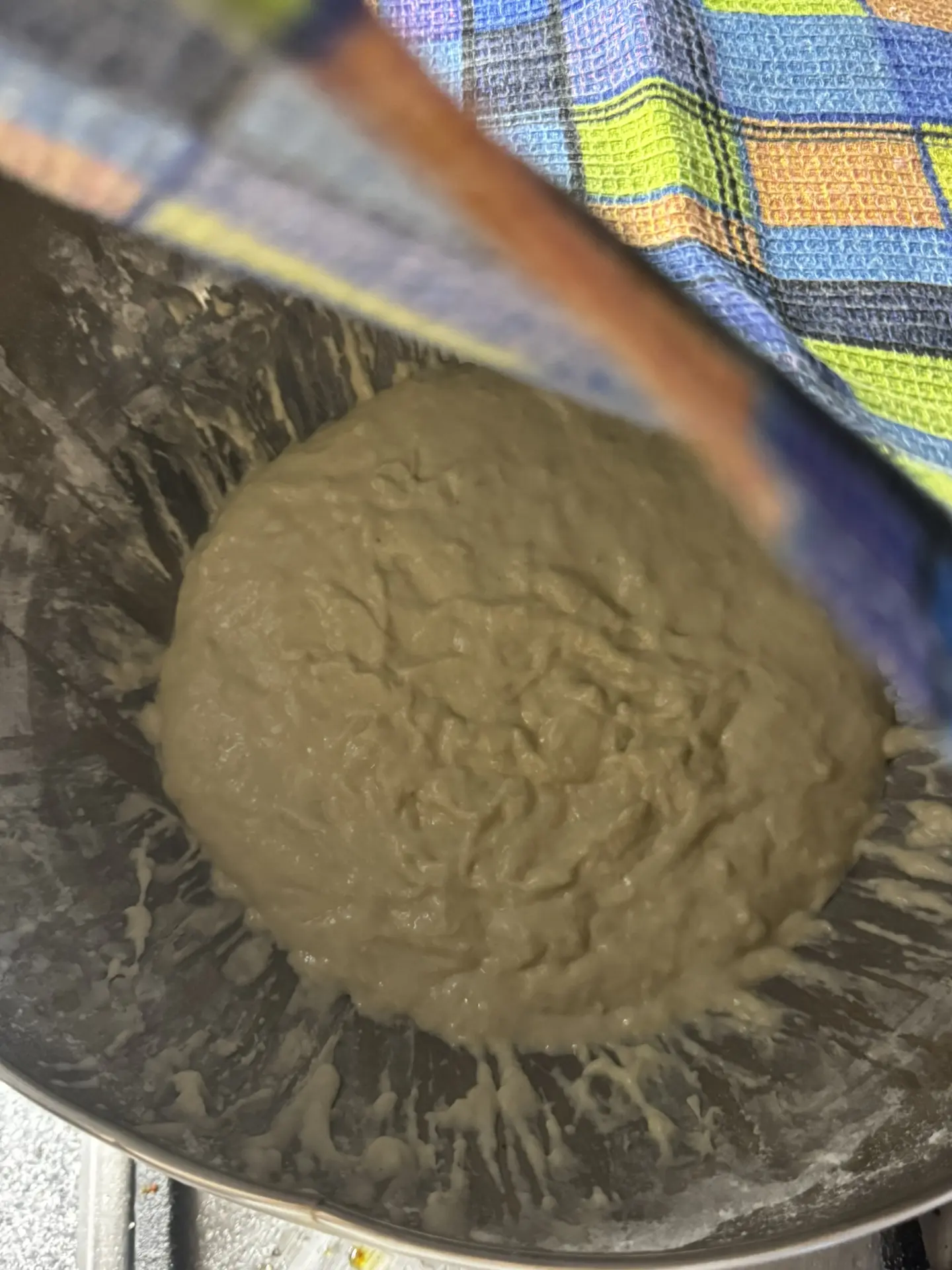 Сегодня полдня кухарила 😅 Решила порадовать своих домашних больничных пиццей.