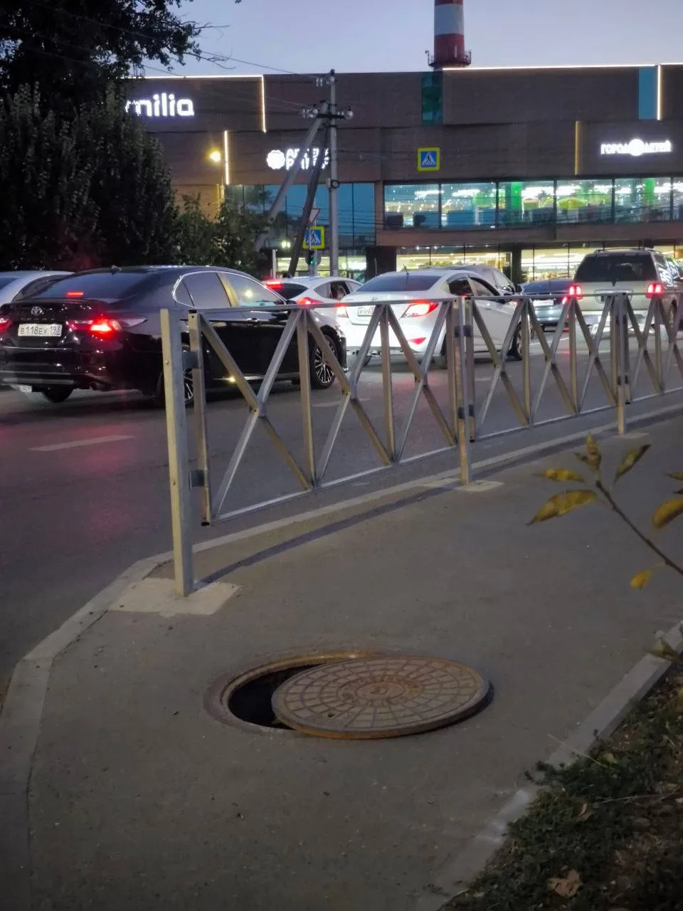 ⚠️ В АНАПЕ МУЖЧИНА ПРОВАЛИЛСЯ В ЗАКРЫТЫЙ ЛЮК