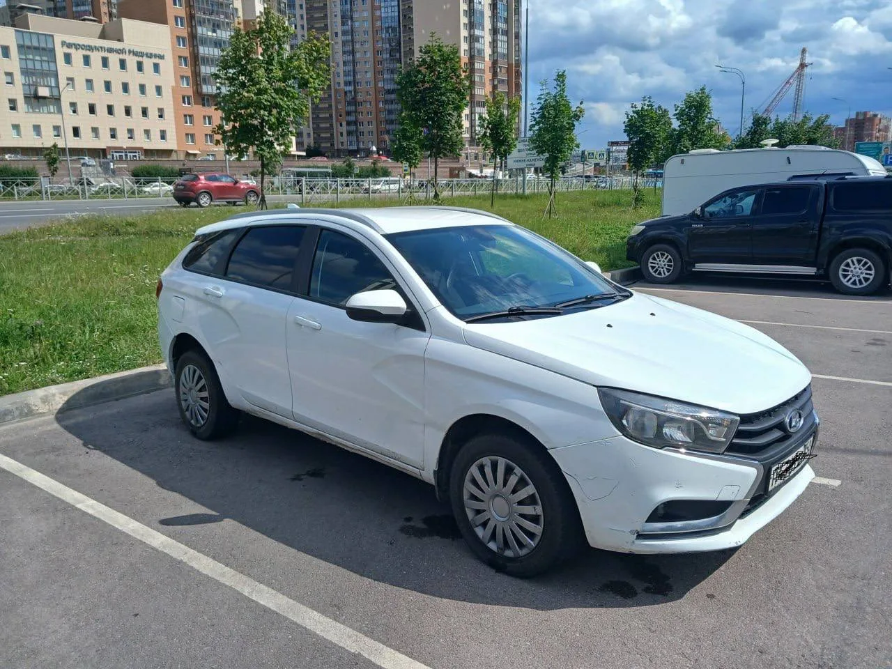 Lada Vesta SW 
1.6 МКПП 2019 год

Пробег: 306000км
Машина в полном техническом состоянии.
Двигатель 