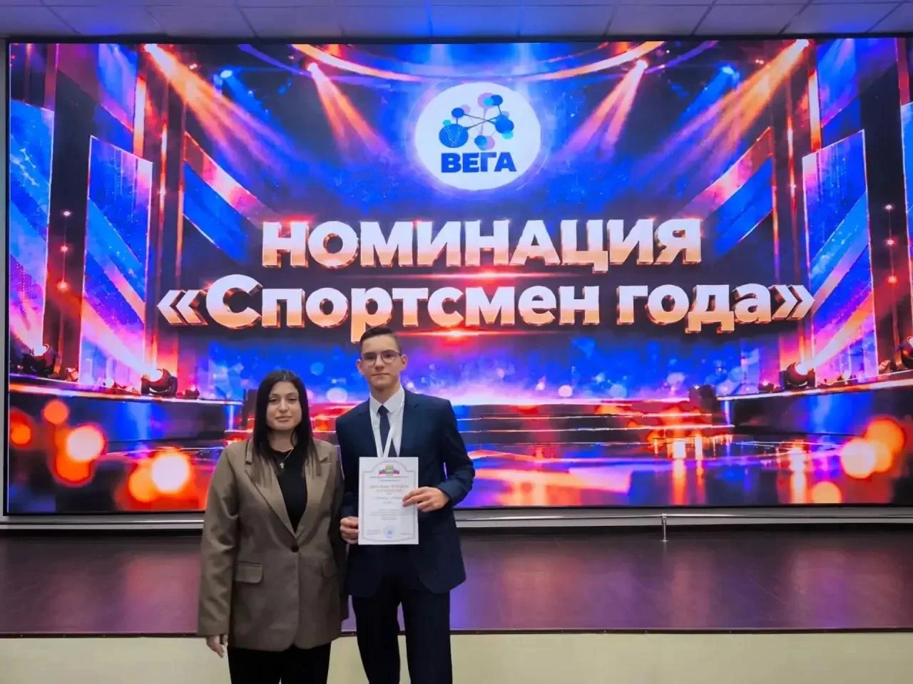 С огромной радостью и гордостью делимся сразу двумя победами в конкурсе «Ученик года»!