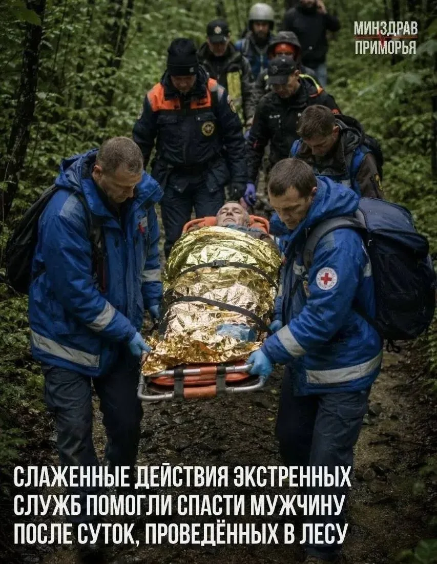 ❗️❗️🚑 Сотрудники скорой помощи Уссурийска приняли участие в спасении мужчины, который ...