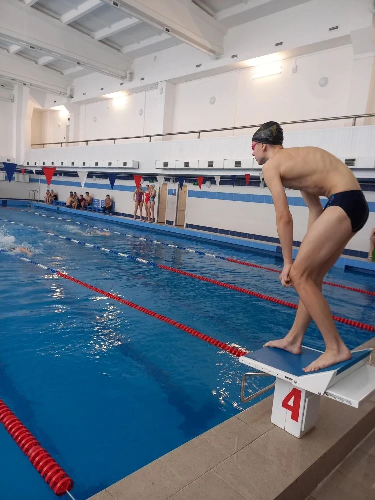 🏊‍Наши лицеисты – настоящие акулы бассейна! 🦈  Вчера в бассейне Данкова кипели настоящие страсти! 🔥 