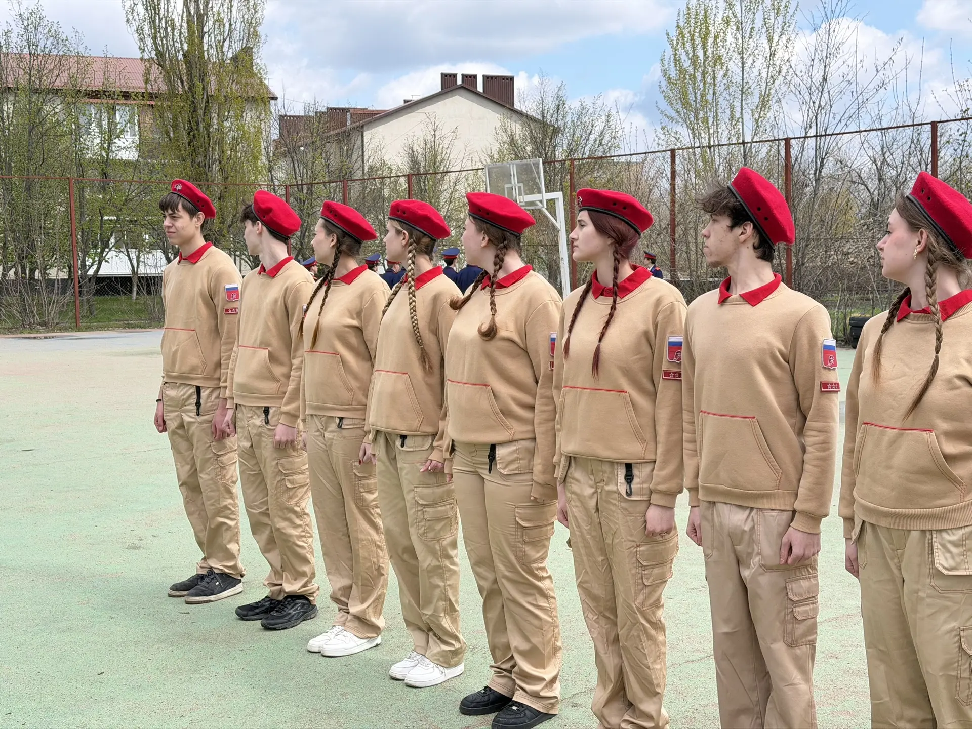 🇷🇺 ВПИ ЗАРНИЦА 2.0 🇷🇺  ⭐️На базе учебно-методического комплекса «Авангард» юнармейский отряд «Стрель