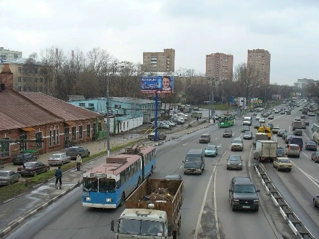 Нижегородская улица на архивной фотографии 2006 года.
