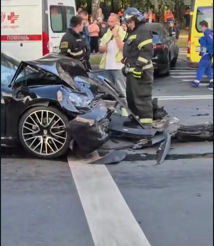 🚗 На Веерной столкнулись Infiniti, BMW и Porsche