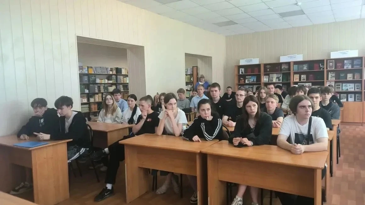 В рамках антинаркотического месячника состоялась лекция с учащимися Агропромышленного колледжа на те