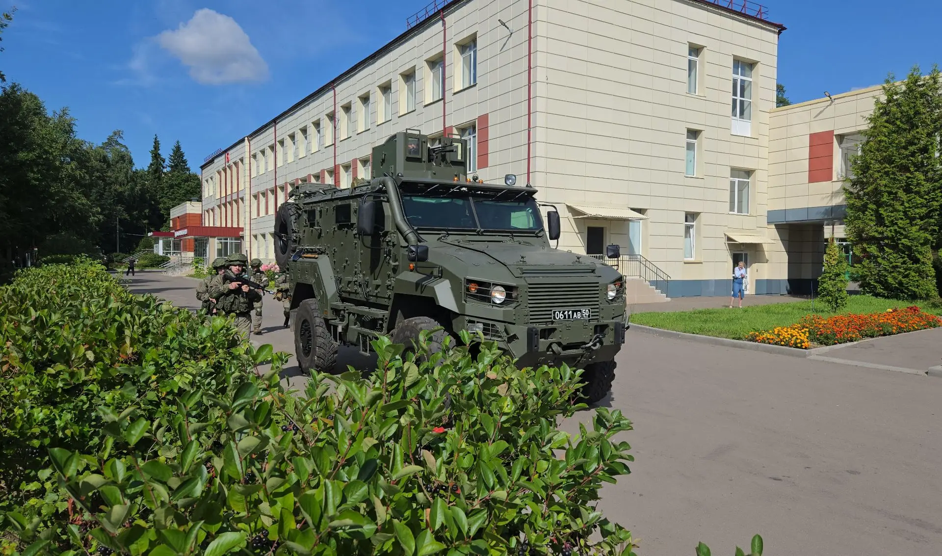 Безопасность на контроле: в рамках подготовки к новому году в образовательных учреждени...