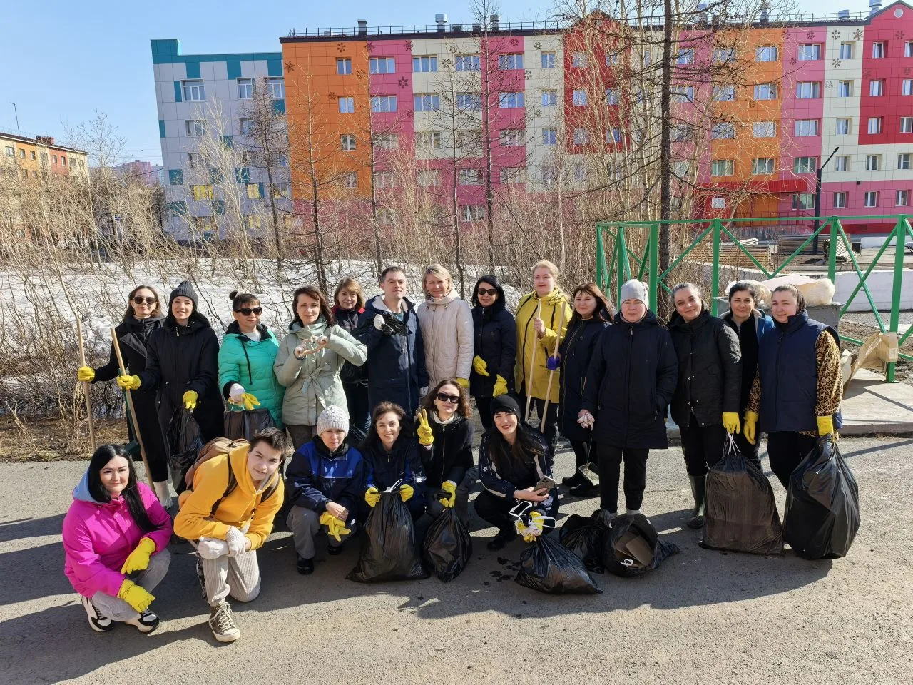 Субботник — это больше, чем просто уборка!🧹🗑️😊 🌿