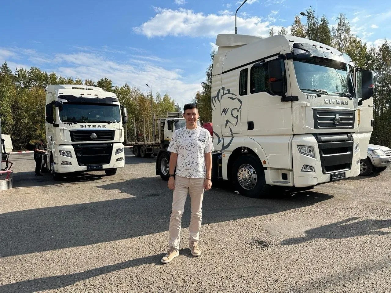 Отправлю вам на карту 30 000 руб за рекомендацию по вакансии.

Ищем водителей профессионалов категор
