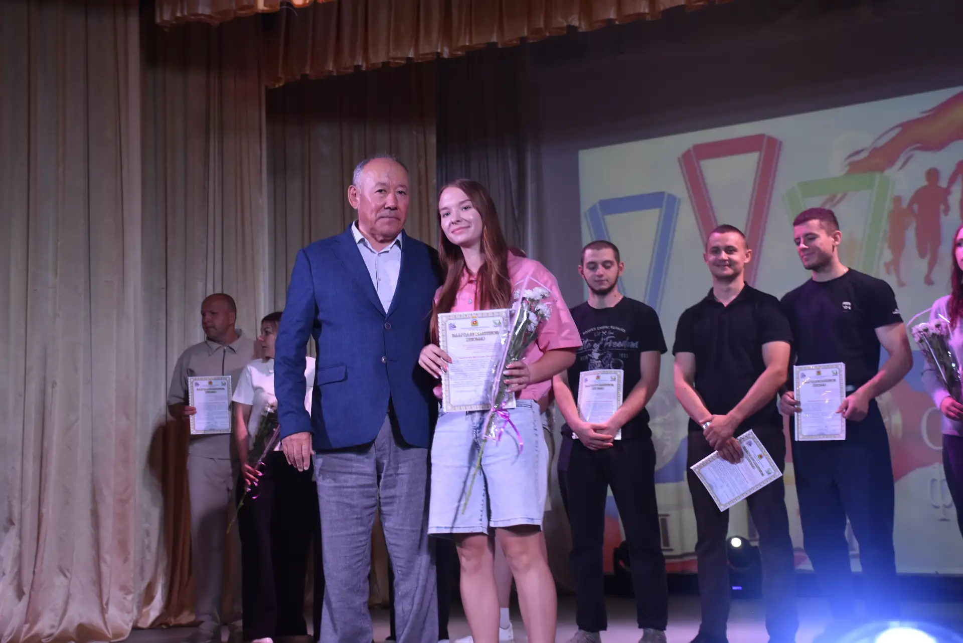 Праздничный концерт ко Дню физкультурника прошёл в Любинском районе