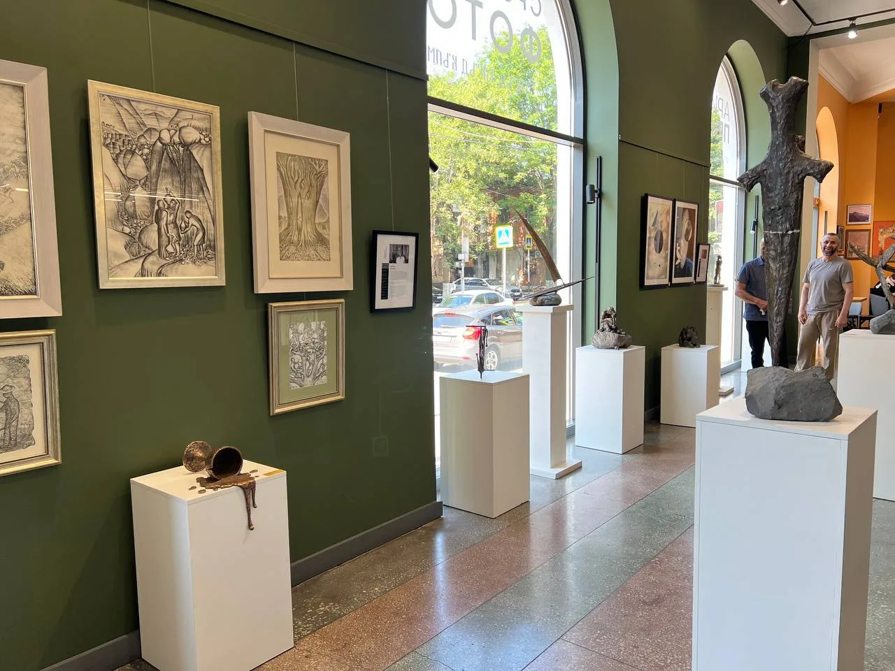 17 скульптур работы Андрея Касабиева представила картинная галерея Tgallery 

Это первая выставка ск