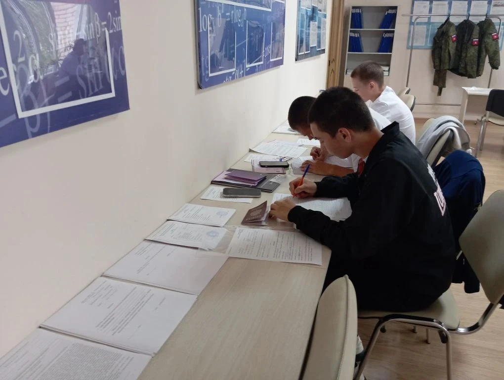 📢 ПРОДОЛЖАЕТСЯ ПРИЕМНАЯ КАМПАНИЯ 2026!

Друзья, у вас еще есть время, чтобы выбрать профессию будущ