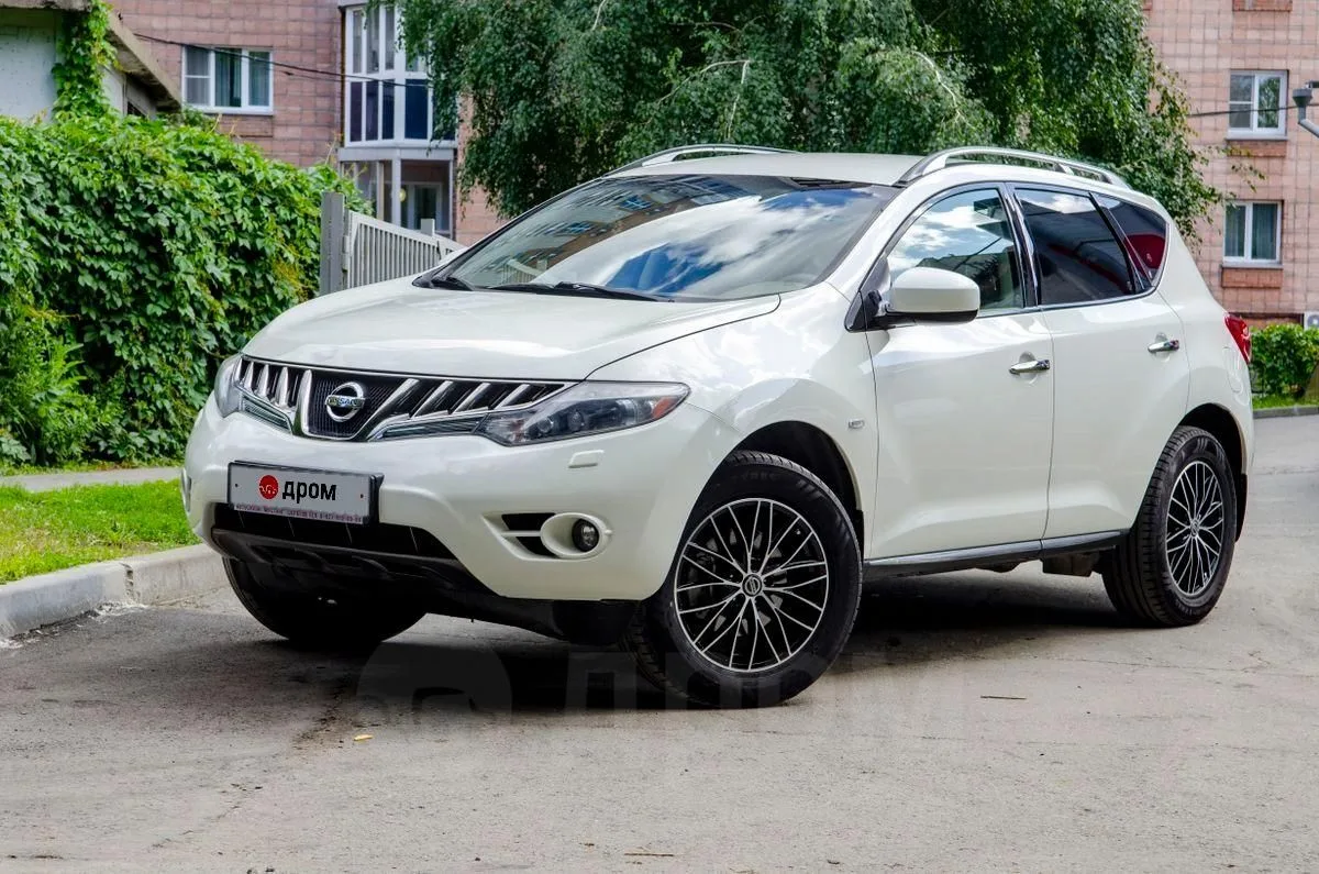 История одного авто: Nissan Murano

В начале 2000-х Nissan решила создать кроссовер, который не впис