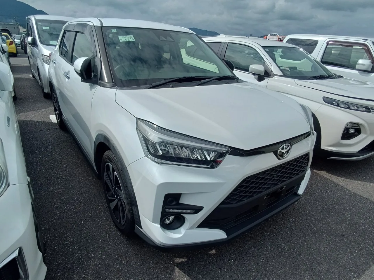 ПОЗДРАВЛЯЕМ ВЛАДИМИРА ИЗ ГОРОДА САЯНОГОРСК С ПРИОБРЕТЕНИЕМ TOYOTA RAIZE.⬇️