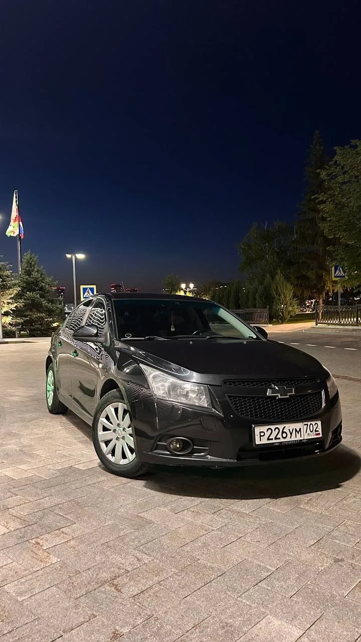 - Продается: Chevrolet Cruze 1,6 (База) 
- Год: 2012
- Пробег: 225.000
- Коробка передач: механика
-