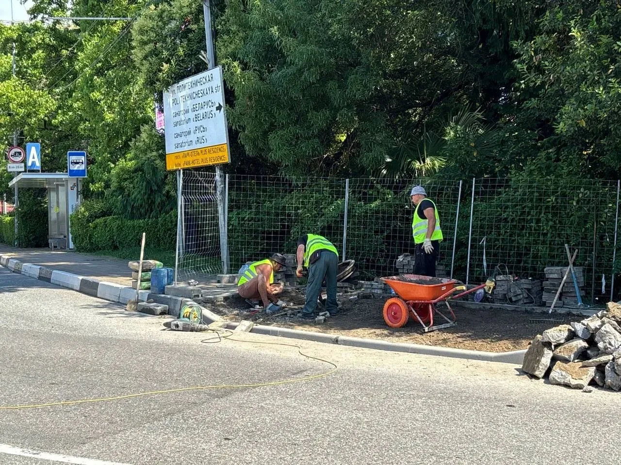 🚧 На Политехнической перенесут пешеходный переход.

Там меняют схему движения ради безопасности пеш