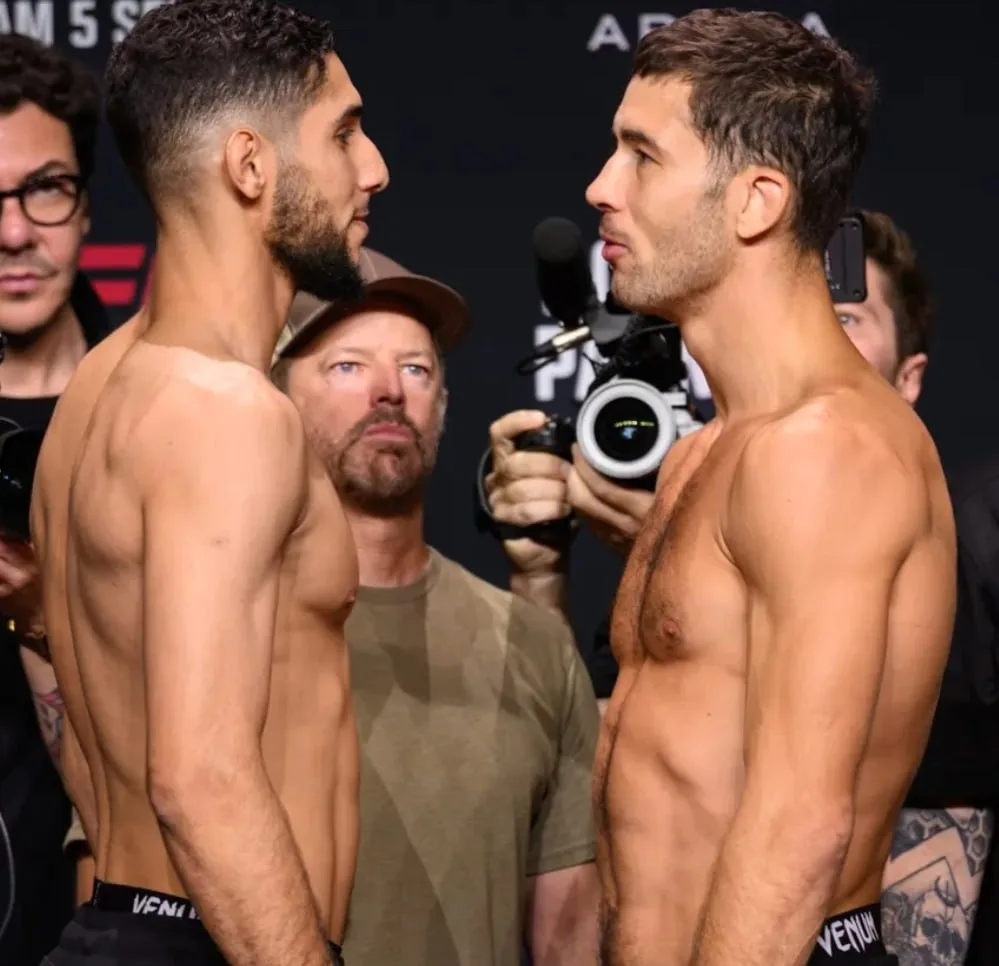 🔥📝 Результат боя UFC в лёгком весе!