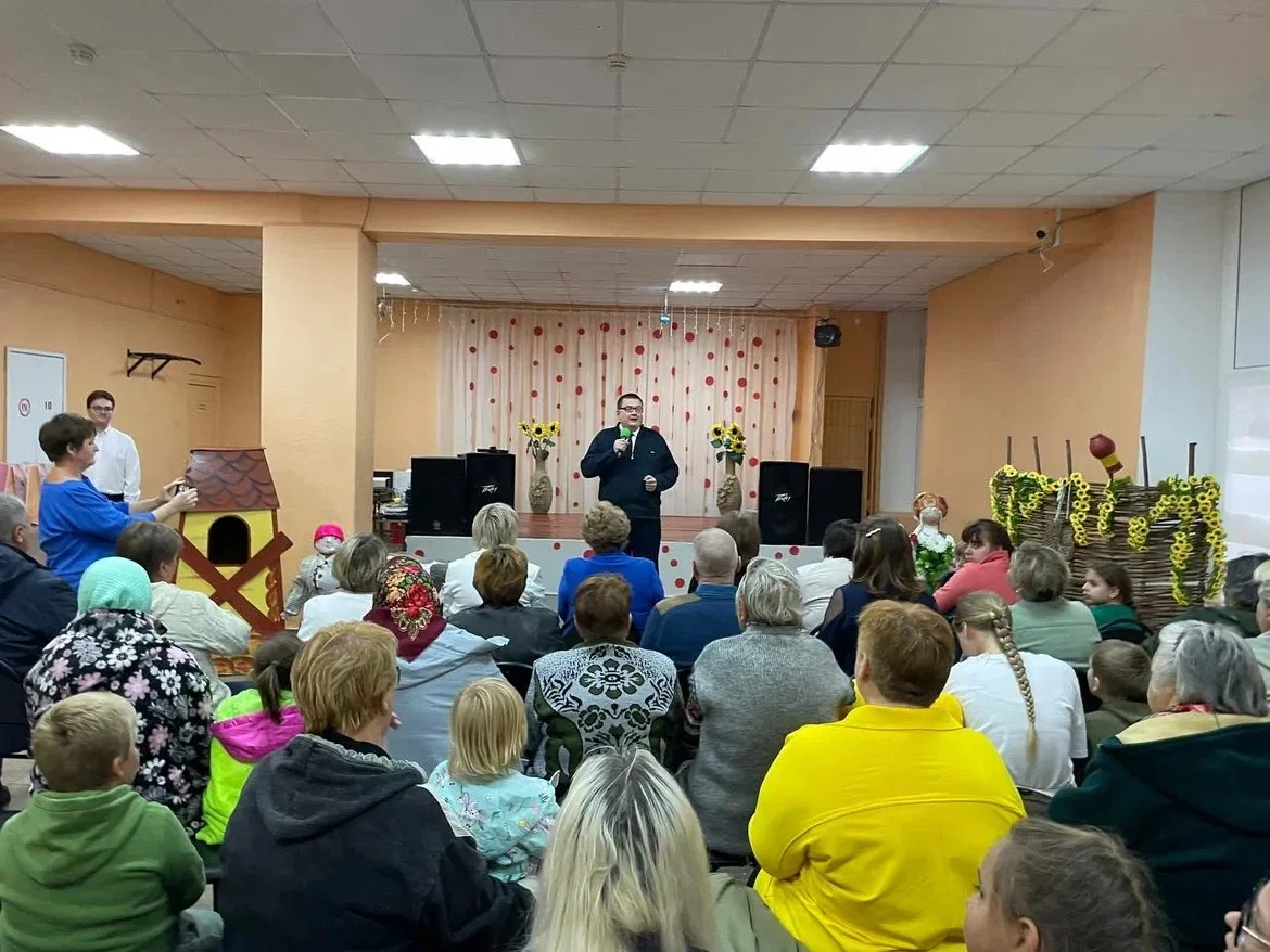 ПОДХОЖЕЕ. Как депутат Московской областной Думы принял участие в праздновании Дня села ...