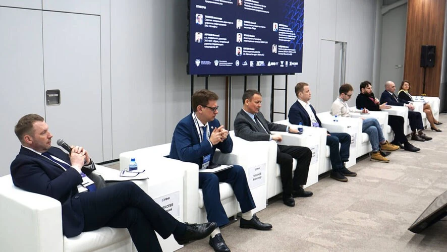 ⚡️Как идеи молодых специалистов превращают в реальные проекты  На Российском венчурном форуме компан