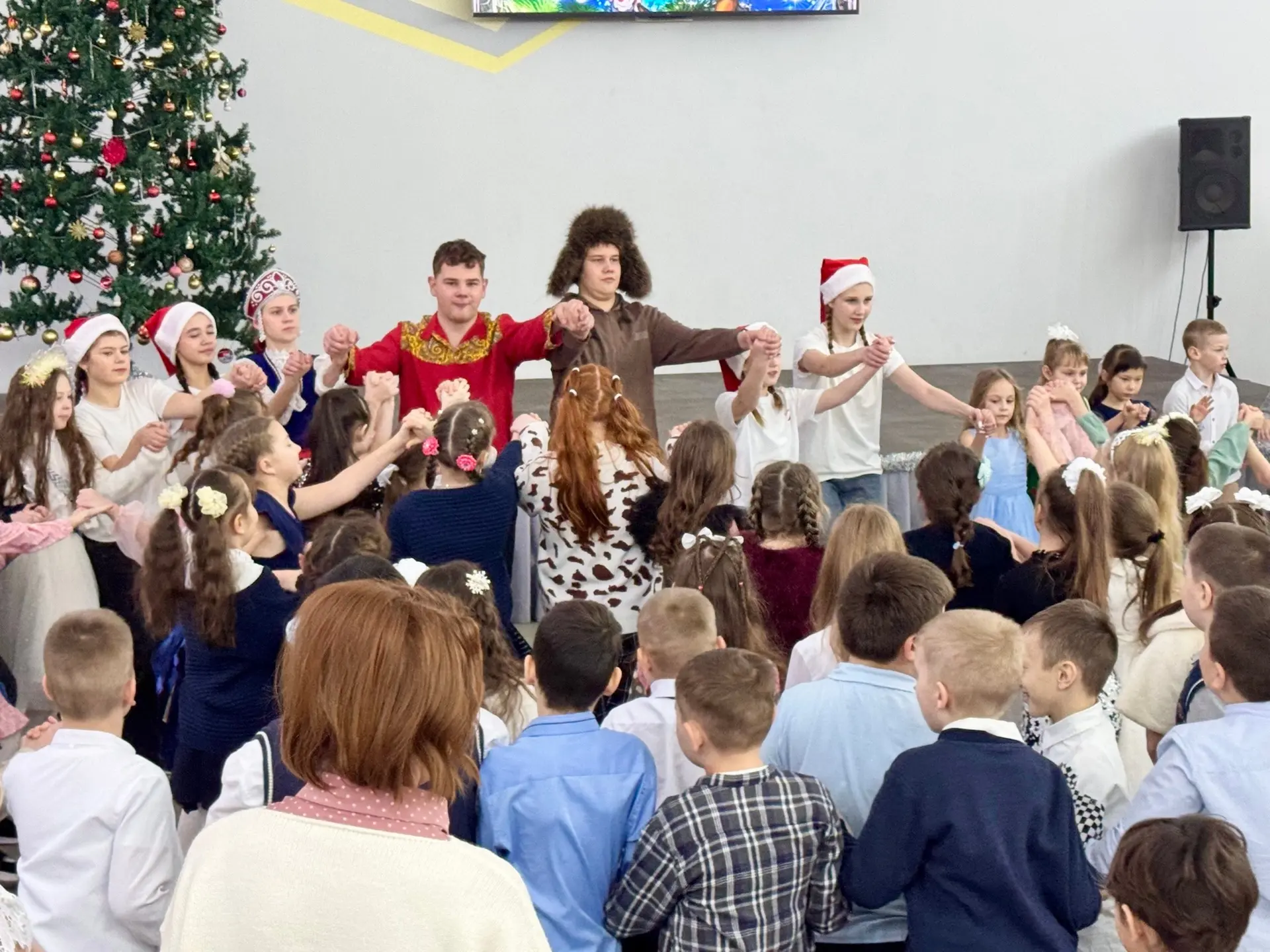 🎉 Зимняя сказка началась! Новогодний переполох для самых маленьких! 🎄  Начались долгожданные новогод