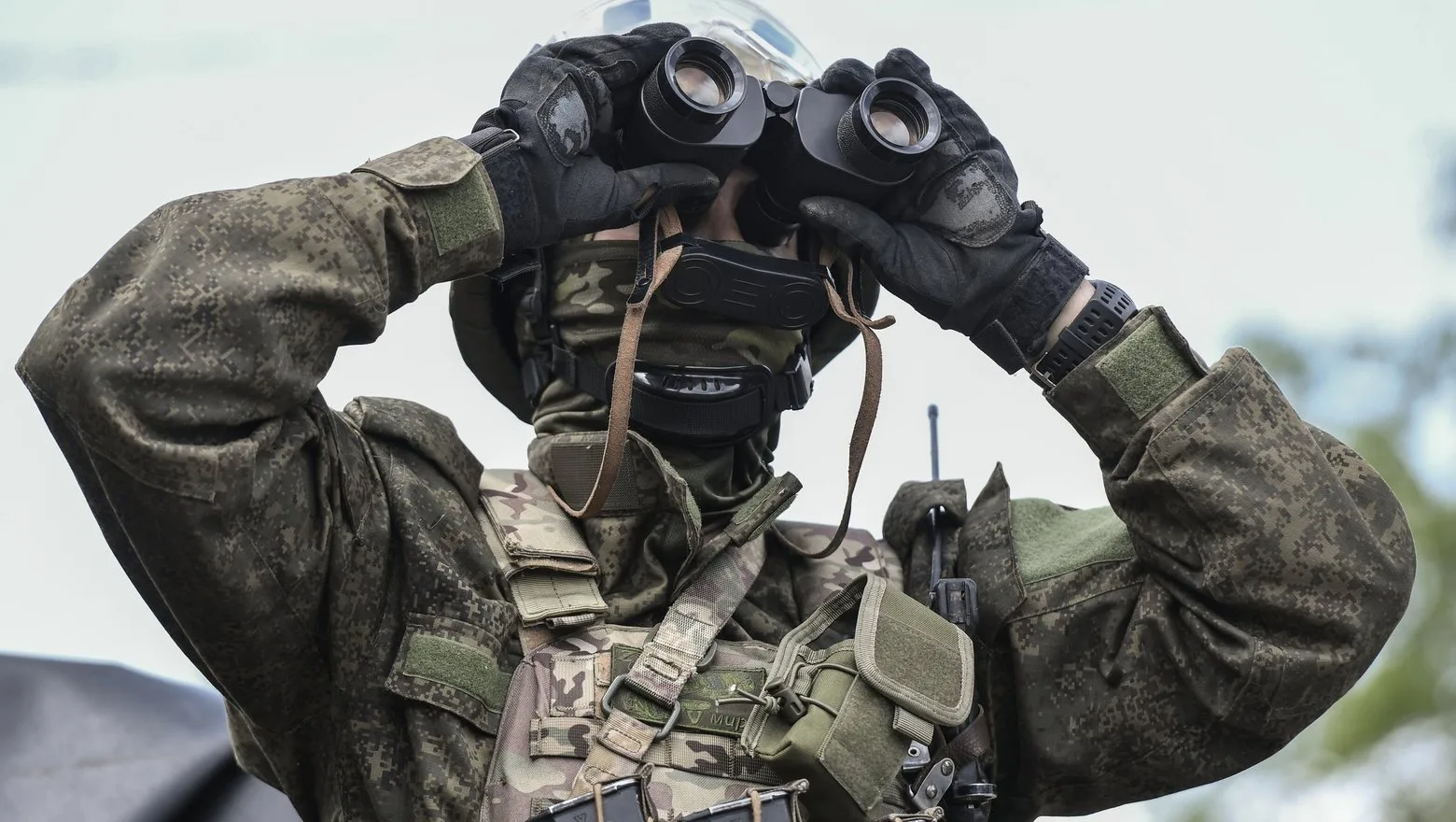 За ночь над территорией Ярославской области силы ПВО сбили 11 украинских беспилотников. Об этом сооб