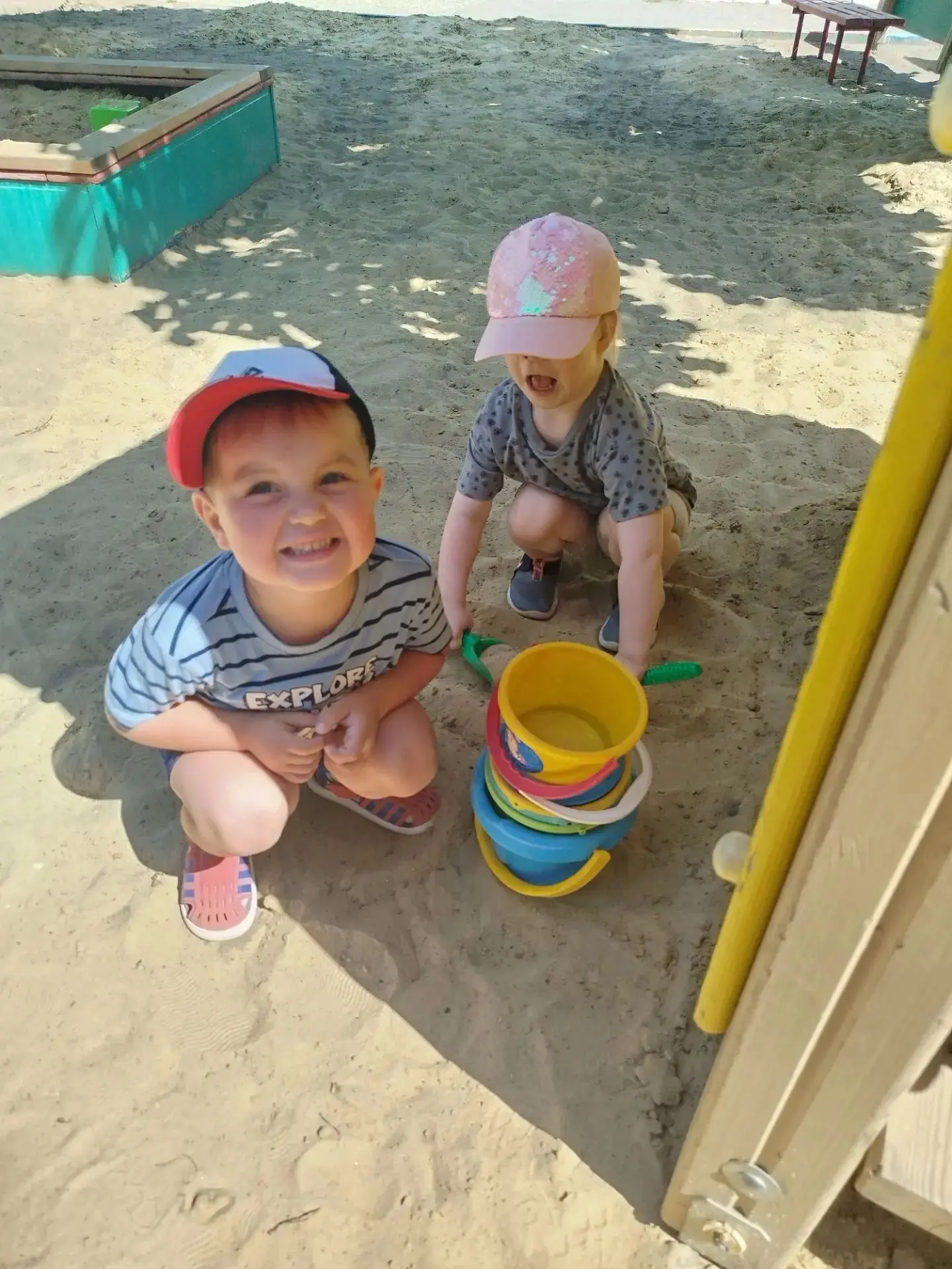 Вторая группа раннего возраста на прогулке ☀️