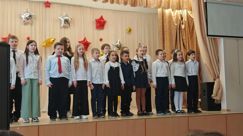 Вчера в нашей школе царила настоящая Весна! 🌷  Мы с огромным удовольствием провели праздничный конце