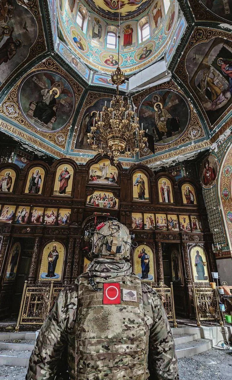Слава, Господи, святому Воскресению Твоему!