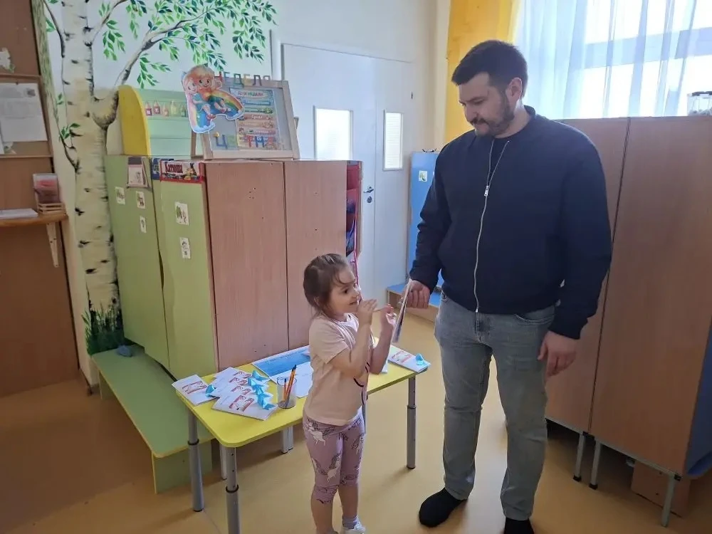 Акция «Бирюзовая ленточка».
Наши маленькие воспитанники с большим интересом участвовали в мероприяти