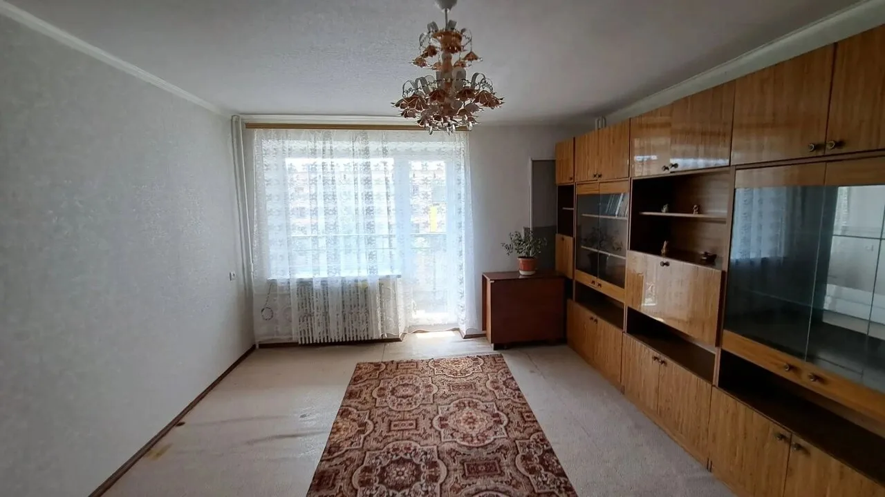 Продам 1-ком. квартиру, 34,1 м², 4/этаж, Горловка, 700 000 руб.