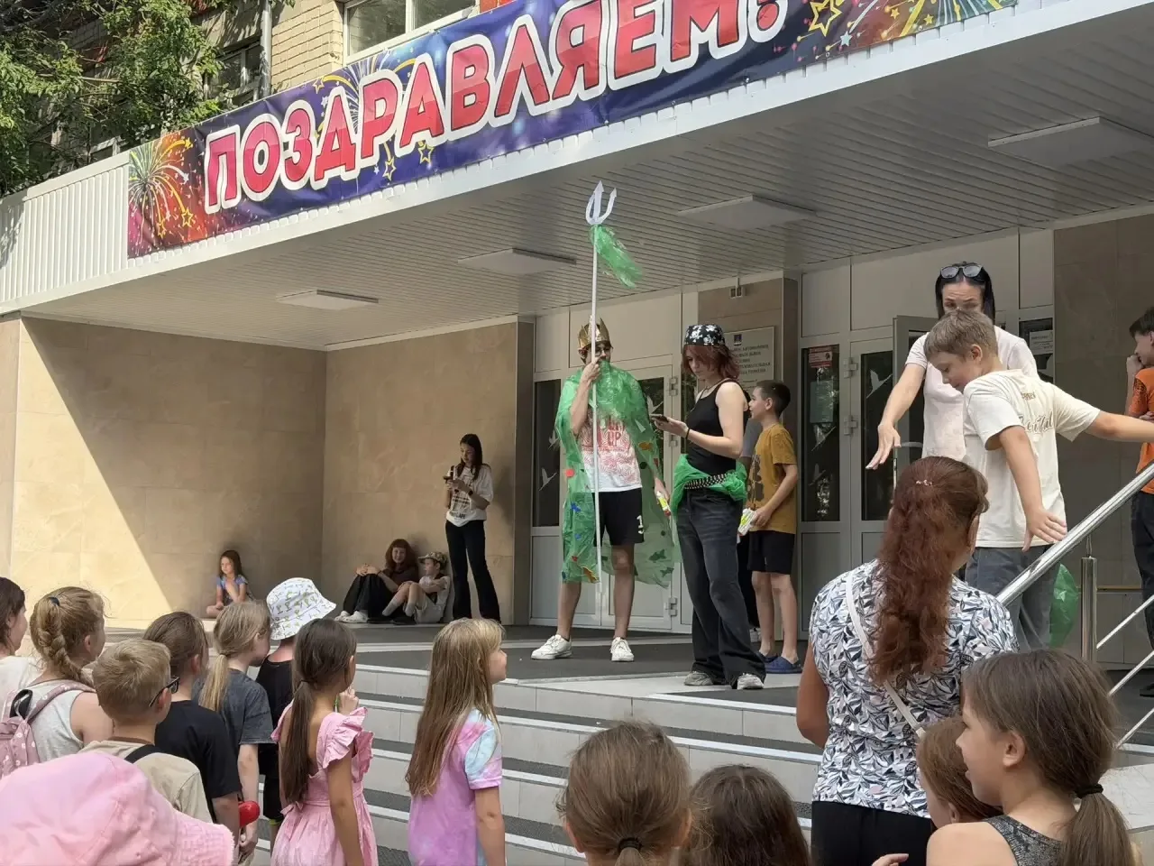 🎉 9‑й день лагеря: море пены, творчества и приключений! 🎉
День стартовал с настоящей пенной вечери