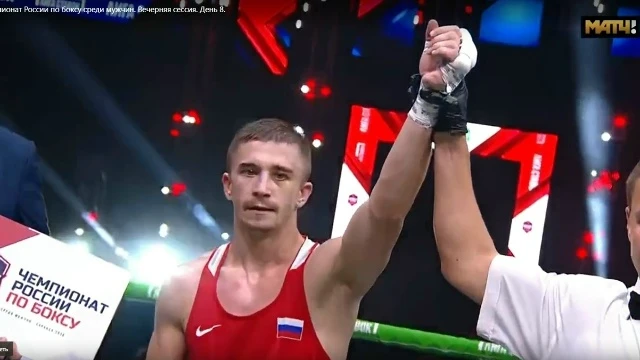 Максим Шумов пробился в финал чемпионата России по боксу! ⚡