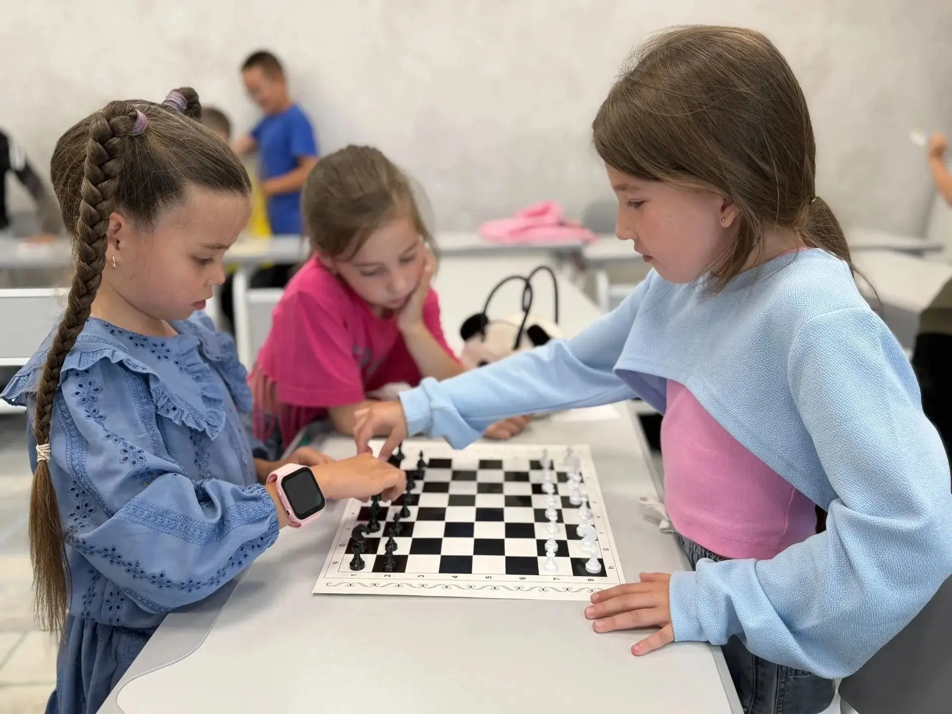 ✅ 20 июля — Международный день шахмат! 🏁♟️

Дату выбрали не случайно: именно 20 июля 1924 года в Па