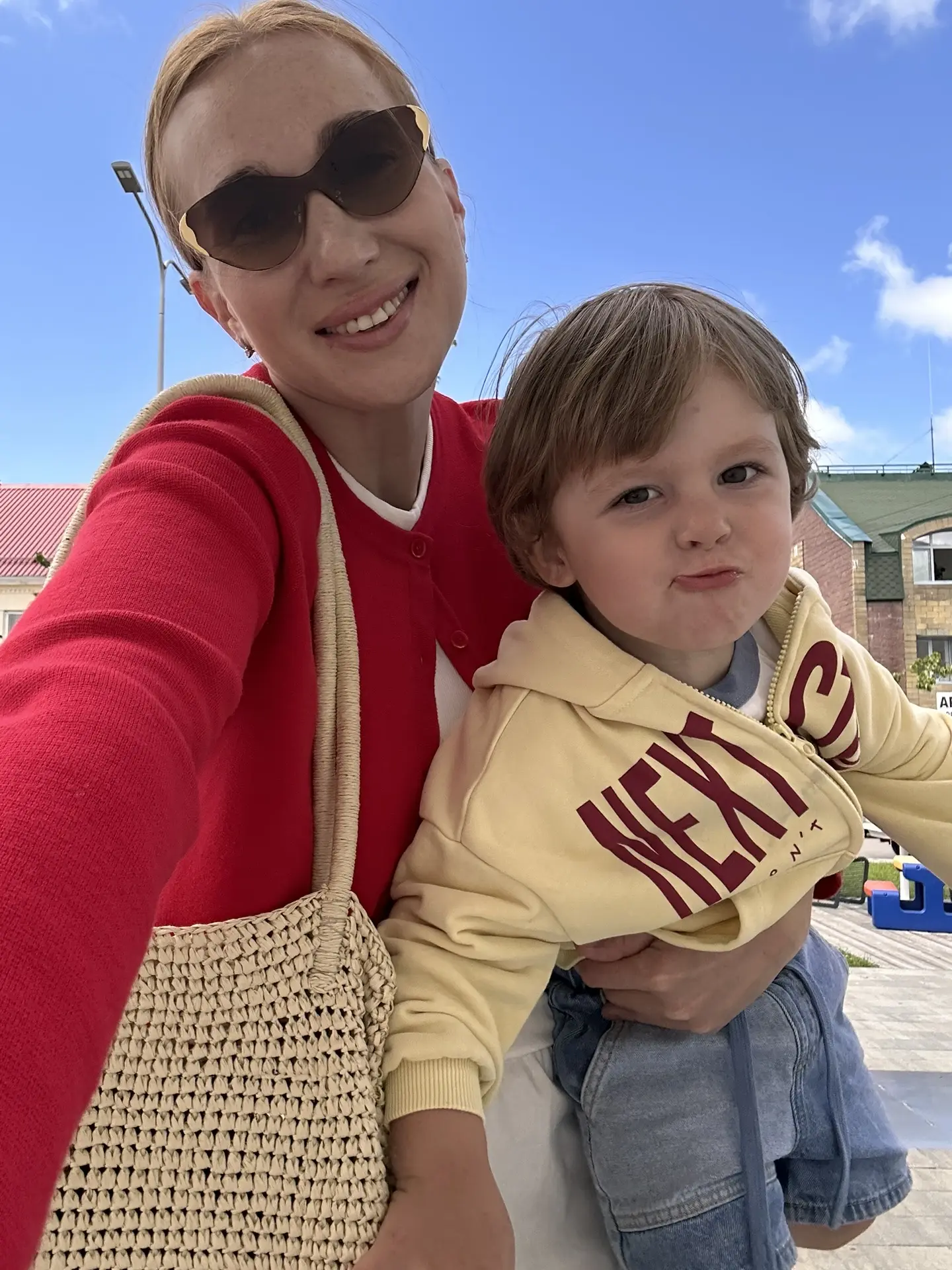 Всем привет от нас🫂
